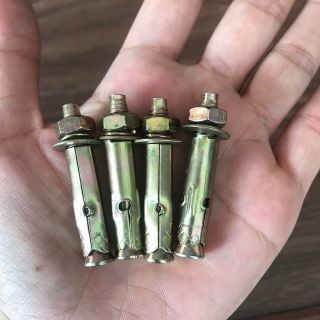 Tắc kê sắt 6ly, đủ kích cỡ, bán theo con