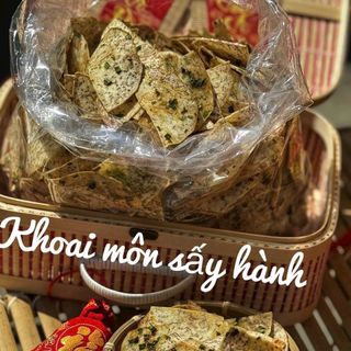 KHOAI MÔN SẤY MẮM HÀNH THƠM LỪNG VỊ MÔN 250G - WINNIE HOUSE