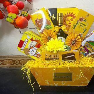 Set quà tết 7 món dạng thuyền, mẫu sang trọng 3 màu đa dạng