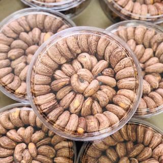 HẠT ĐIỀU CỒ RANG MUỐI XẾP HOA 500G - WINNIE HOUSE