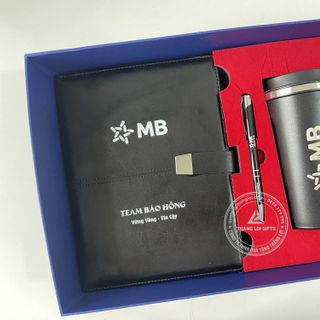 Set Quà Tặng Ngân Hàng Sang Trọng (Sổ Tay, Bút & Ly Giữ Nhiệt) In Khắc Tên Logo