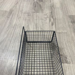 Giỏ Treo Tường Bằng Kim Loại Đựng Đồ Đa Năng Tiện Dụng - 36cm