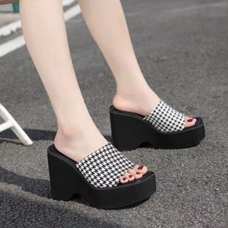 DÉP XUỒNG XỐP ĐÚC QUAI HỌA TIẾT 9P LOẠI HÀNG CAO CẤP