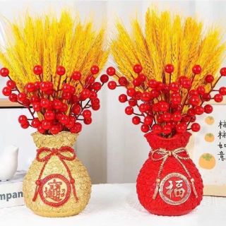 Bình túi tiền kèm bông lúa hút tài lộc