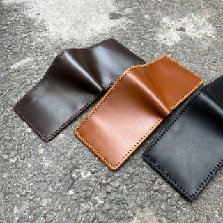 Ví da bò chân kim khâu viền