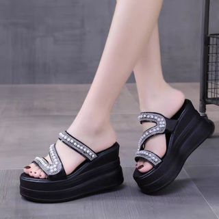 DÉP XUỒNG QUAI CHÉO NGỌC