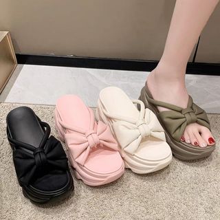 DÉP BÁNH MÌ NƠ DÂY THẮT 8P