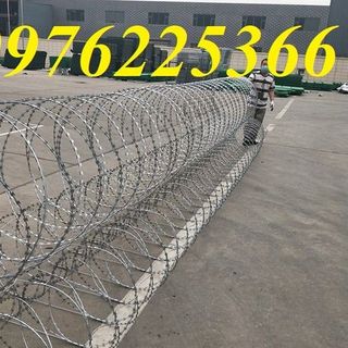 Dây thép gai hình dao đường kính vòng tròn 40cm, 50cm, 60cm