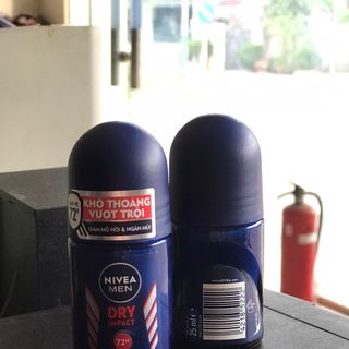 Lăn Ngăn Mùi NIVEA MEN Khô Thoáng 72H (25 ml)