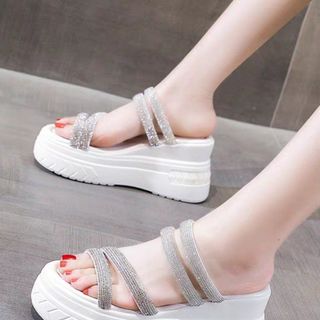 DÉP SANDAL XOÀN ĐI ĐƯỢC 2 KIỂU