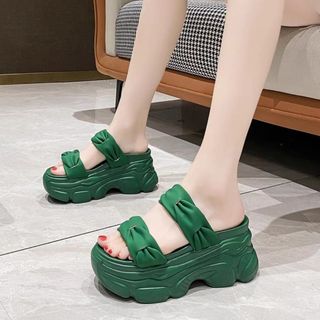 DÉP BM 2 QUAI NHÚN HÀNG CAO CẤP