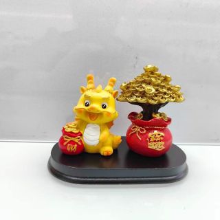 TƯỢNG RỒNG VÀNG VÀ CÂY KIM TIỀN