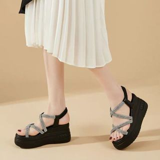 SANDAL XUỒNG DÂY CHÉO PHỐI ĐÁ