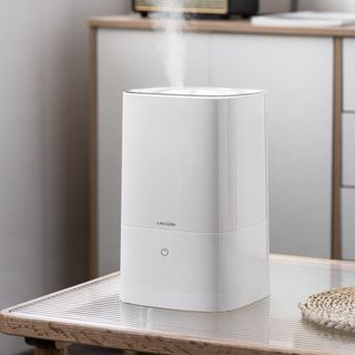Máy tạo độ ẩm Lacuzin khử trùng UV 4,5 - LCZ819