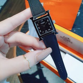 ĐỒNG HỒ DA CAO CẤP NỮ VUÔNG 4