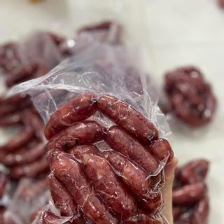 Lạp xưởng tươi