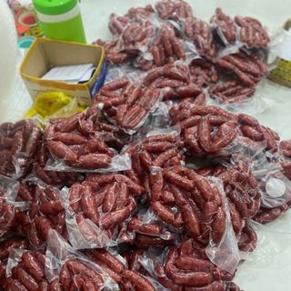 Lạp xưởng tươi