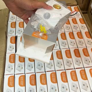 Đuôi đèn cảm biến thông minh