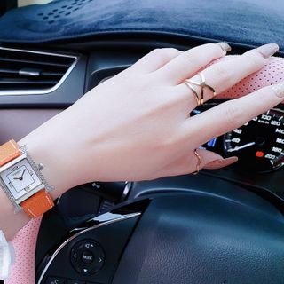 ĐỒNG HỒ DA CAO CẤP NỮ VUÔNG 5