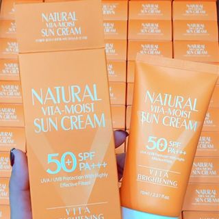 Kem chống nắng 3W Natural Vita-Moist Sun Cream SPF 50+ 70ml (Cam) giá sỉ