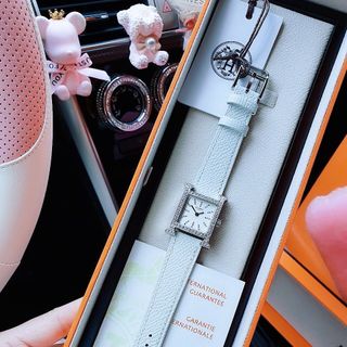 ĐỒNG HỒ DA CAO CẤP NỮ VUÔNG 8