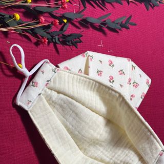 Khẩu trang vải 3D (3 lớp) kháng khuẩn chống bụi họa tiết CHERRY