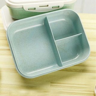HỘP CƠM LÚA MẠCH 3 NGĂN TẶNG KÈM THÌA ĐŨA CTB433 - BECHIP