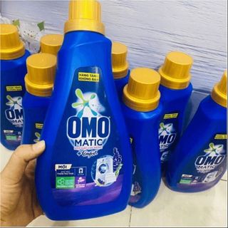 CHAI NƯỚC GIẶT OMO 720ML 2 TRONG 1 THƠM MÁT CTB529 - BECHIP