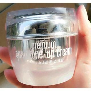 Kem dưỡng trắng da ốc sên Goodal Premium Snail Tone Up Cream (Hàn Quốc)
