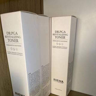 Nước hoa hồng cân bằng da Dr PGA Revitalizing Toner