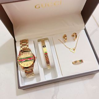 ĐỒNG HỒ CAO CẤP LÊN TAY CỰC ĐẸP ,GIÁ RẺ ,THƠI TRANG .BẢO HÀNH MÁY 2 NĂM NẾU LỖI DO NHÀ SẢN XUẤT0