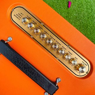 Loa Xách Tay Karaoke Chính Hãng MTMAX DK11Pro 3 Đường Tiếng 2 Bass 16 Công Suất Lớn Thiết Kế Hình Bầu Dục Đường Cong Mềm Mại