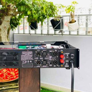Cục Đẩy Công Suất X4 Đánh Được Cặp Loa Full Bass 25, Công Suất 400W/Kênh Sử Dụng Hát Karaoke, Nghe Nhạc