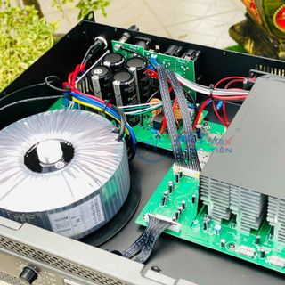 Cục Đẩy Công Suất X4 Đánh Được Cặp Loa Full Bass 25, Công Suất 400W/Kênh Sử Dụng Hát Karaoke, Nghe Nhạc