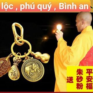 Mũ len chữ M