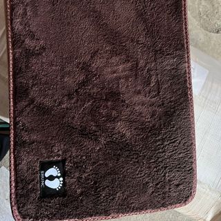 Thảm màu sắc bàn chân (Kiện 300 cái) sỉ : 19,000 lẻ : 21,100