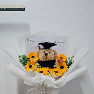 Bó hoa hướng dương tốt nghiệp, bó hoa gấu tốt nghiệp, quà tặng tốt nghiệp đẹp và rẻ