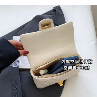 TÚI XÁCH NỮ DA PU MỀM PHỐI XÍCH KHÓA XOAY THIẾT KẾ Ô TRẦM TRÁM THỜI TRANG WH577 - WINNIE HOUSE