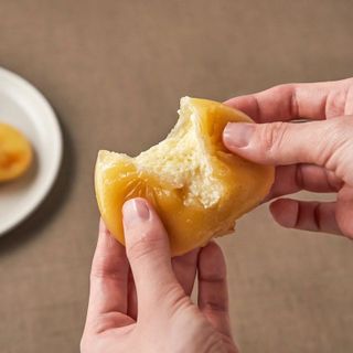 Bánh xếp hotteok nhân phô mai mozzarella Pulmuone 600gr 12 cái