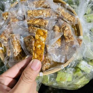 KẸO THÈO LÈO CỐT DỪA LÁ DỨA SÊN TAY, BÉO NGẬY 500G - WINNIE HOUSE