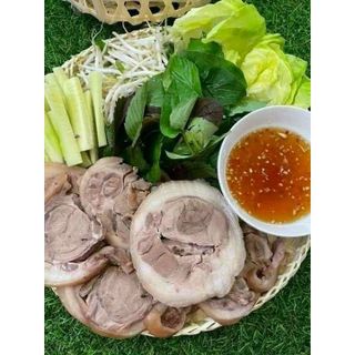 Bắp giò heo rút xương bó chỉ 1kg (giao hỏa tốc tphcm)