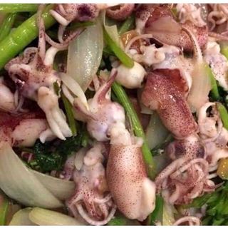 Mực hấp thuyền nghệ an 1kg (giao tphcm)