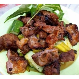 Chẳng dừng heo ướp sate hộp 500gr (giao tphcm )