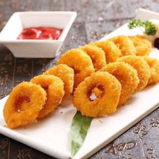 Mực tẩm bột chiên xù 300g 10 khoanh (giao hỏa tốc tphcm)