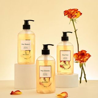 STAY CREAMY GEL TẮM NƯỚC HOA NHŨ VÀNG CỦA MINE CHAI 500ML