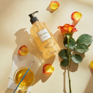 STAY SEXY GEL TẮM NƯỚC HOA NHŨ VÀNG CỦA MINE CHAI 500ML