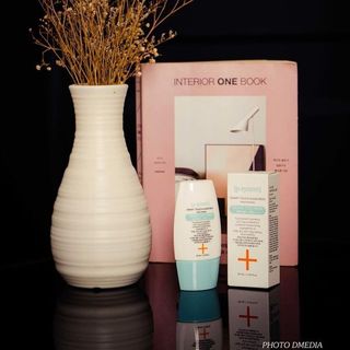 SMART TOUCH SUNCREEN MOISTERIZING 𝐊𝐄𝐌 𝐂𝐇𝐎̂́𝐍𝐆 𝐍𝐀̆́𝐍𝐆 DƯỠNG TRẮNG DA PSYSTEM DAMODE CHAI 50ML