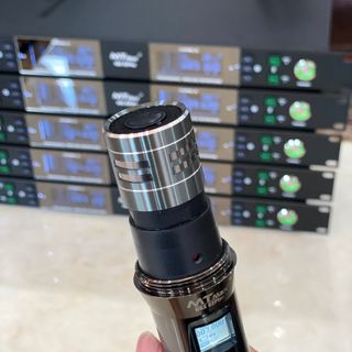 Micro Đầu Thu Cao Cấp Chính Hãng MTMAX UGX82Plus Sóng UHF, Chất Âm Trong Trẻo, Chi Tiết Sáng Bảo Hành 12 Tháng