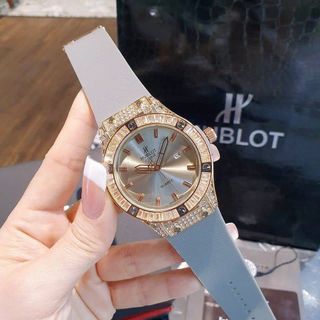 HOT SALE: ĐỒNG HỒ NAM THỜI TRANG HUB ĐÁ VUÔNG.