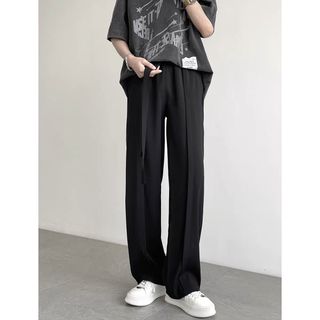 Quần kaki thun form suông dập ly giữa đen basic